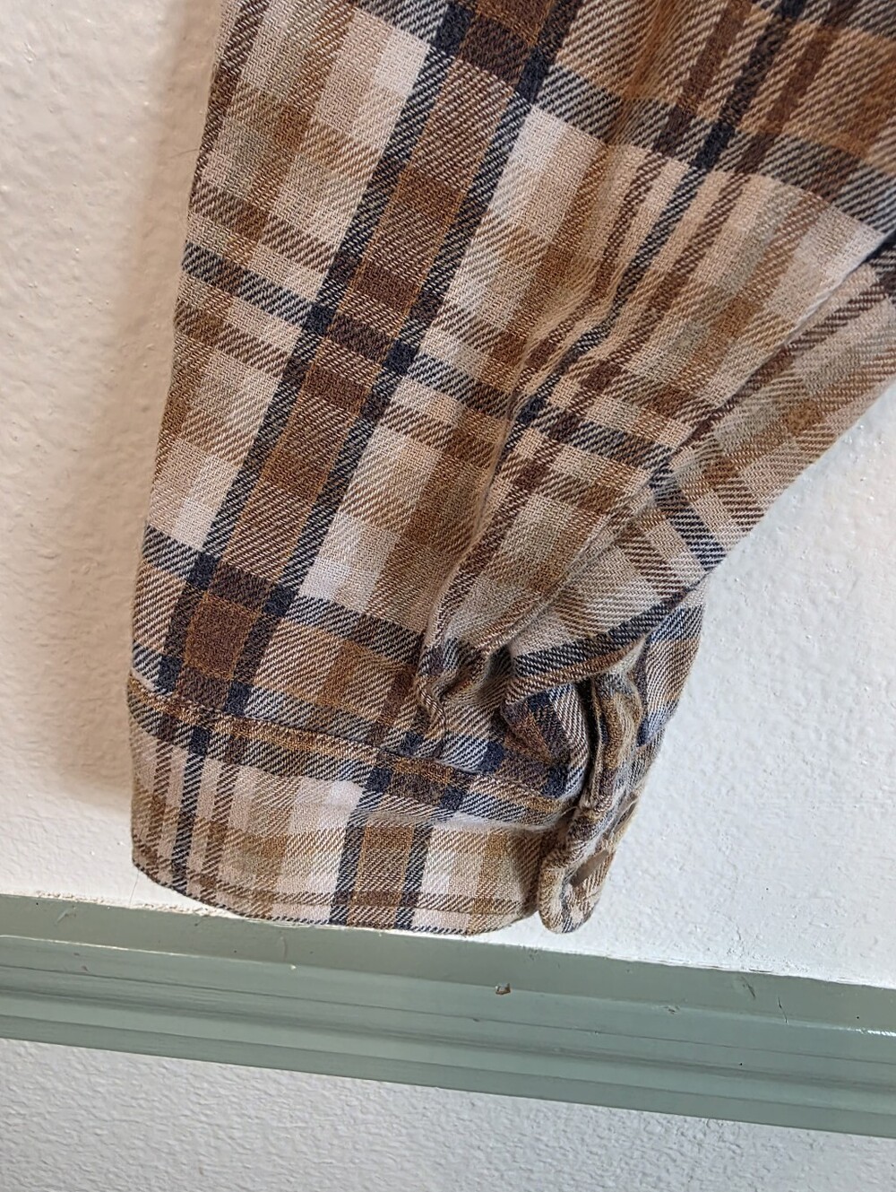 Altar'd State Nashville Plaid Flannel Cropped Shacket Large New - Picture 12 of 16